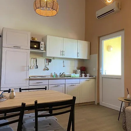 Fuer 3 Personen 2 Ca 60 M In Brcici, Istrien Und Umgebung Apartment